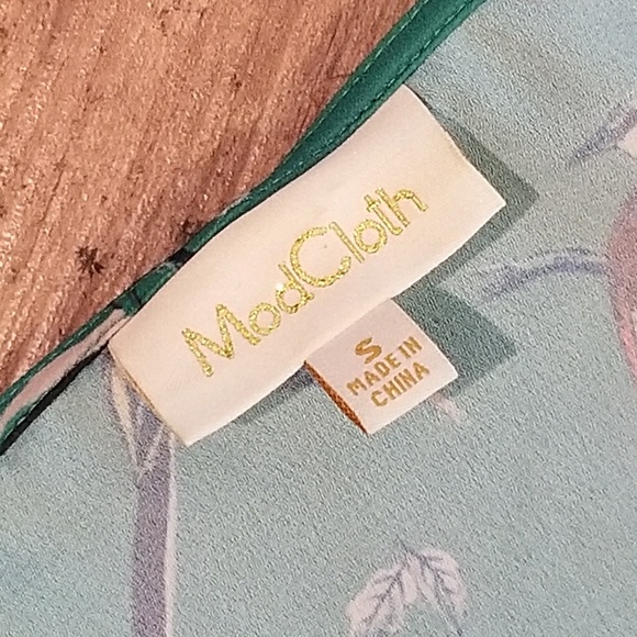 Green Bird Print Women's Top - Picture 5 of 6